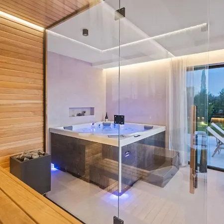 Asmoa By Guide * Višnjan