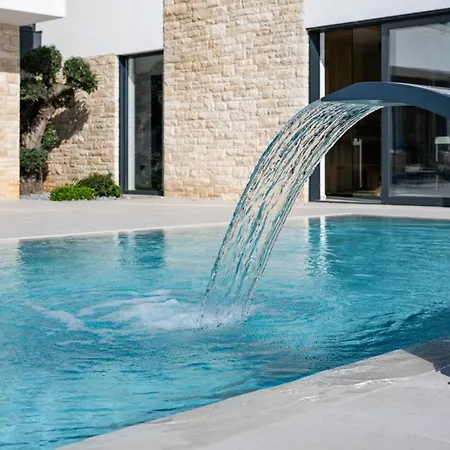 Asmoa By Guide * Višnjan