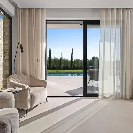 Villa Asmoa By Guide *