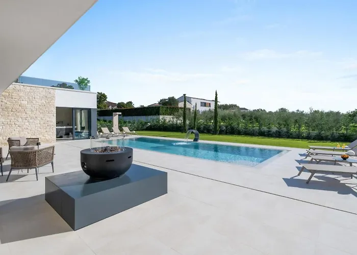 Asmoa By Guide Villa *