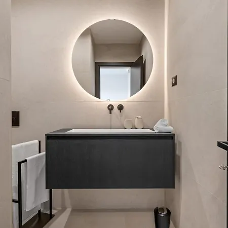 Asmoa By Guide Višnjan