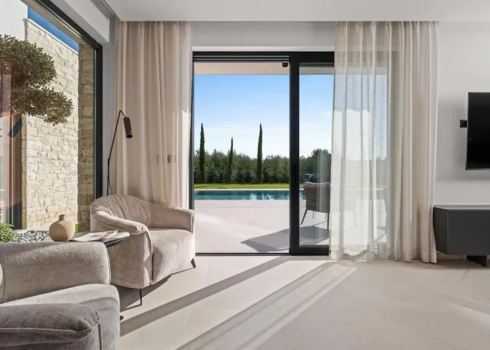 Vila Asmoa By Guide *